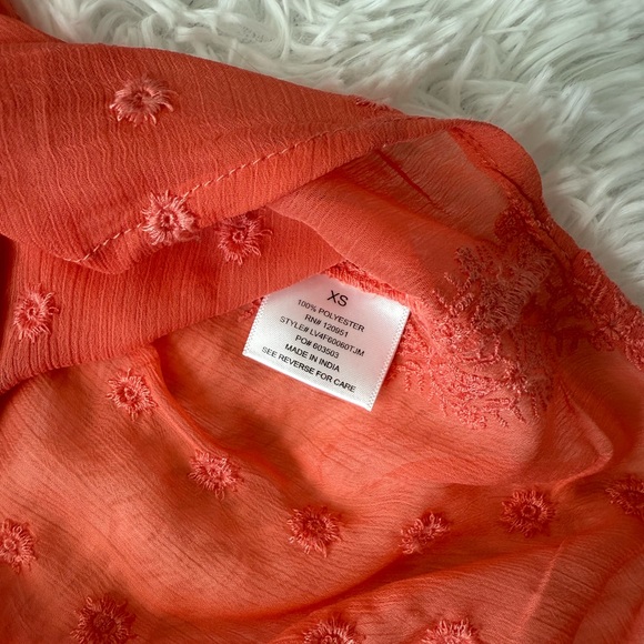 Olive & Oak Coral Sheer Blouse - Picture 6 of 9